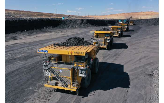 一人指挥10辆车！J9集团加快智能化、无人化推动