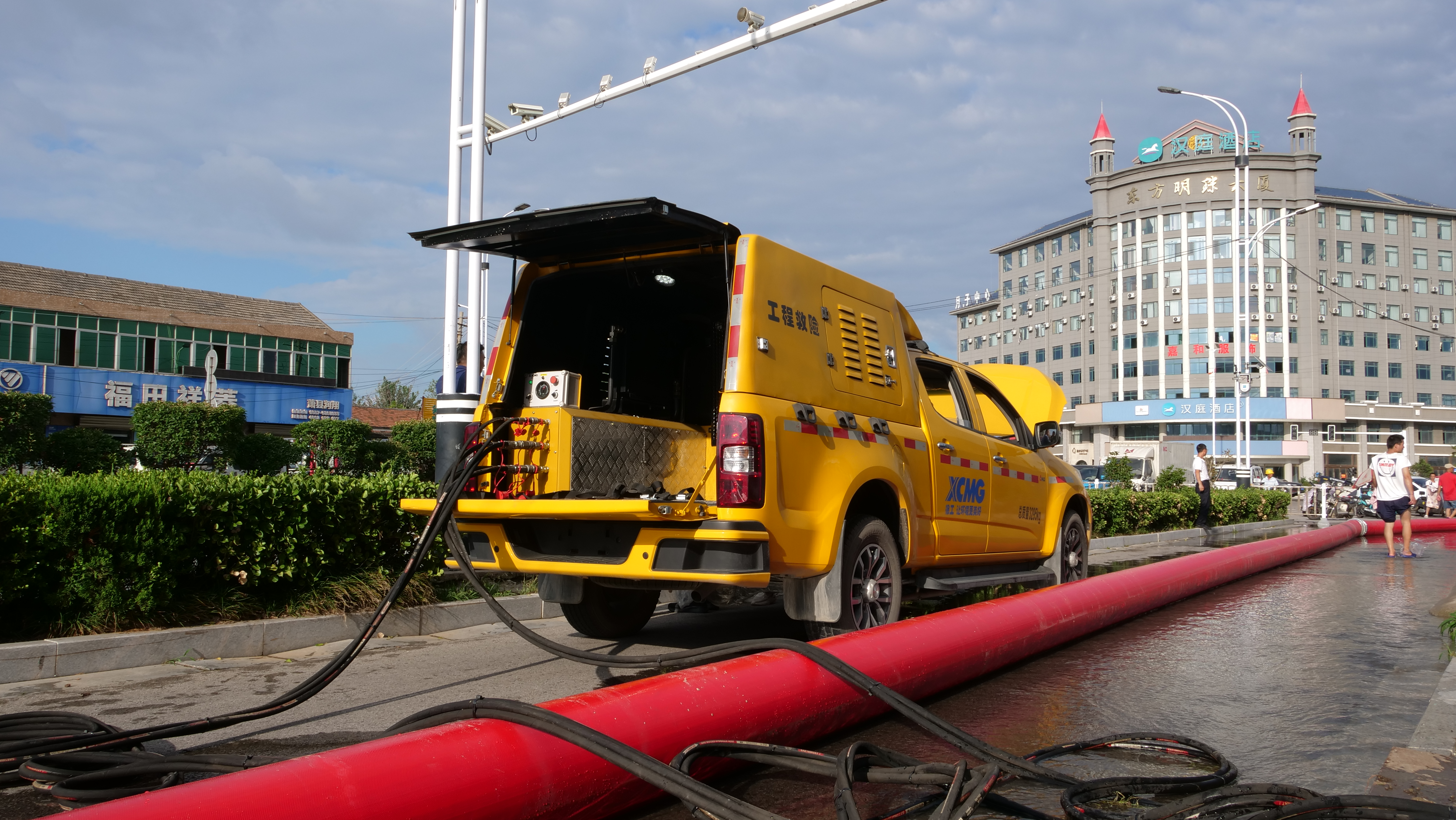 “皖”手同业！J9集团排涝接济队垂危出征！