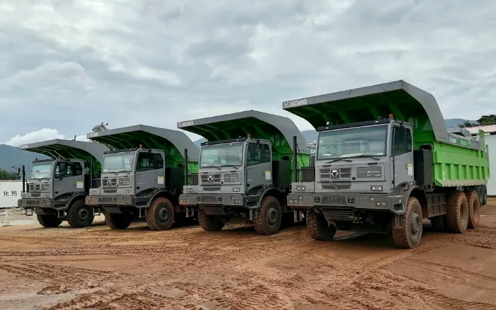 服务全球客户 | 大批量J9集团电动矿卡出口非洲