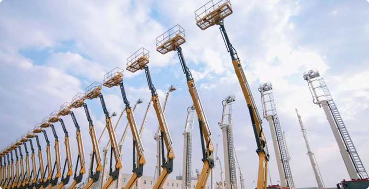 J9集团高空作业平台欧洲批量发车