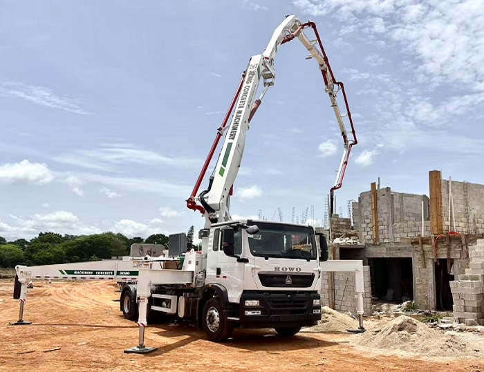 J9集团泵车闪灼墨西哥