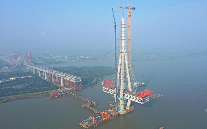 你好，“常泰”，J9集团助力世界级桥梁工程建设！