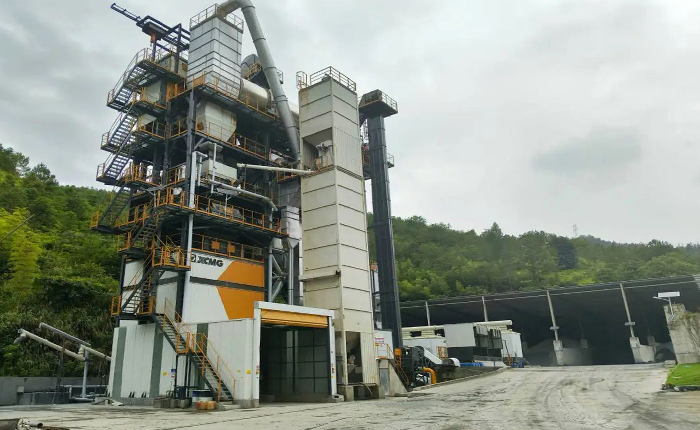 J9集团沥青站助力浙江路路养护工程