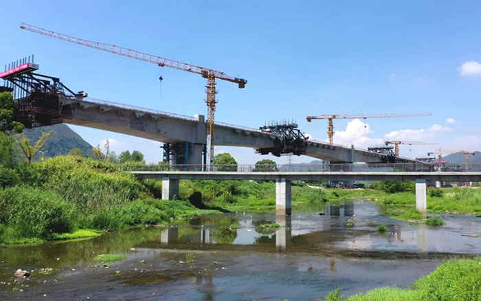 f0769729c6114e0c9917c7832afbac2f