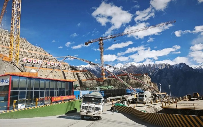 8555111d346f4d0d970ceceba8232348