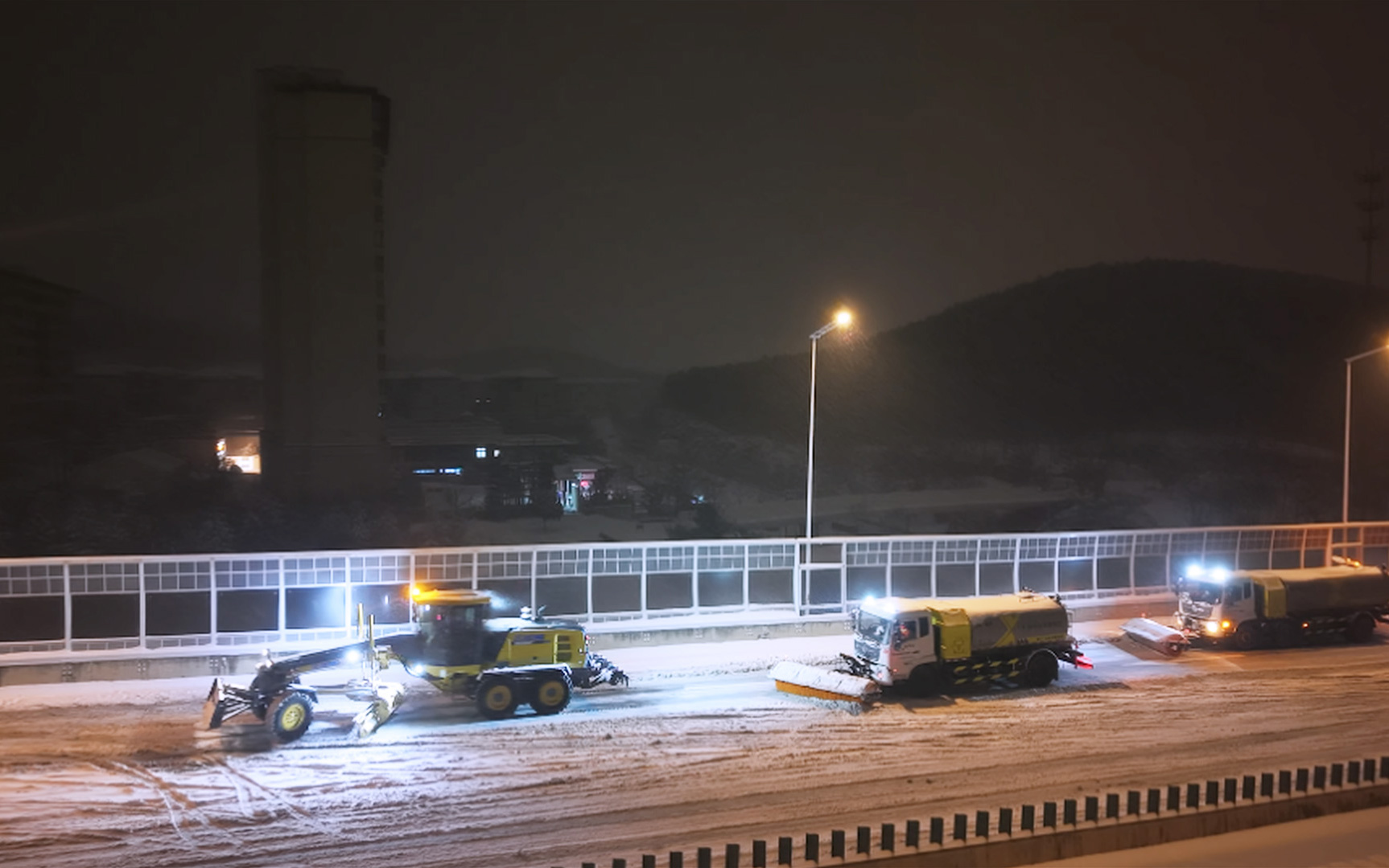 J9集团除雪设备浴