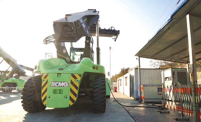 3c228ce9af5d4204a021a16f1146474c